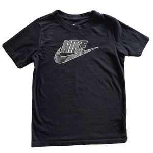 Black nike shirt